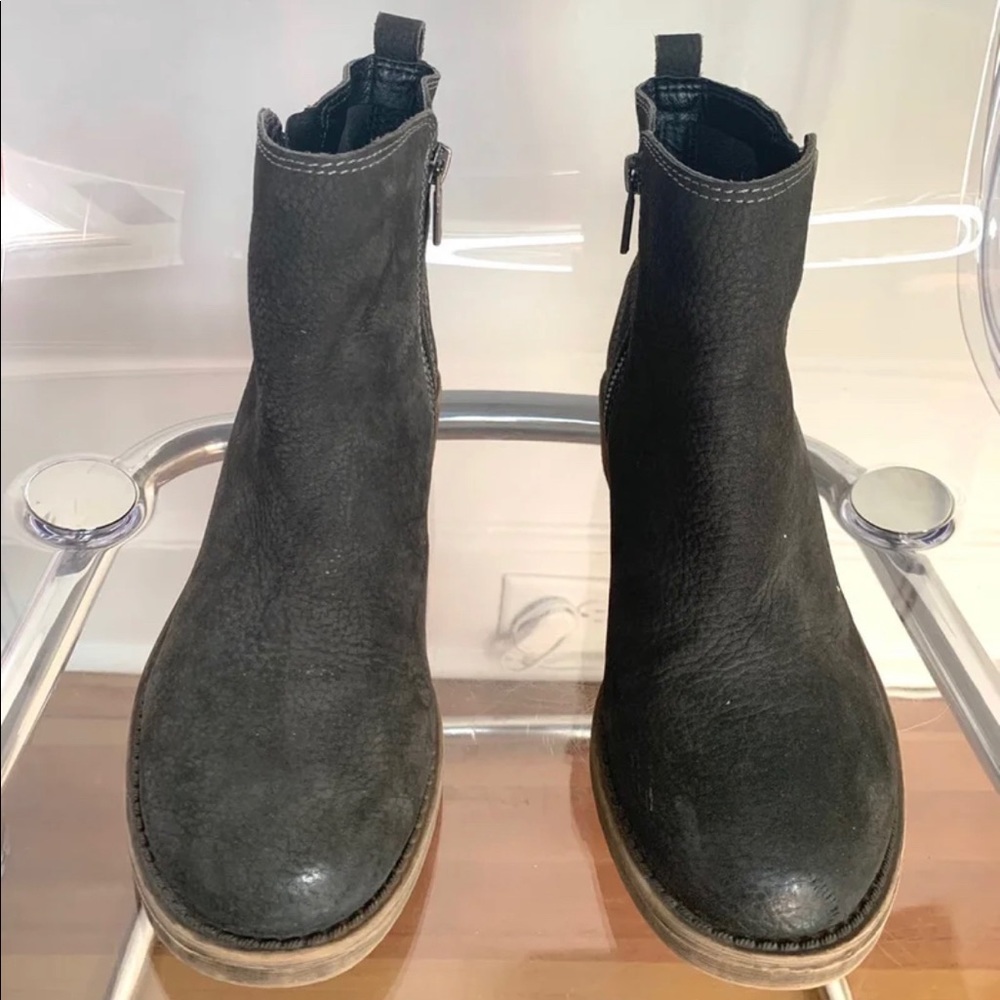 Lucky Brand nubuck boots